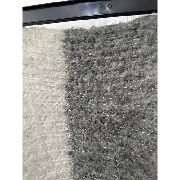 AERIE one size, gray, duo tone, scarf - Picture 4 of 11